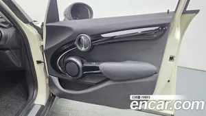 Mini Cooper, 2017 — миниатюра 14