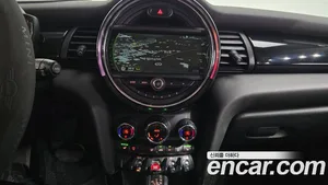 Mini Cooper, 2017 — миниатюра 30