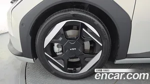 Kia EV4, 2025 — миниатюра 4