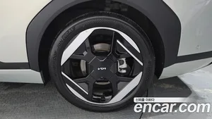 Kia EV4, 2025 — миниатюра 6