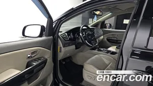 Kia Carnival, 2017 — миниатюра 13