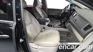Kia Carnival, 2017 — миниатюра 16
