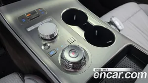 Genesis GV70, 2024 — миниатюра 12
