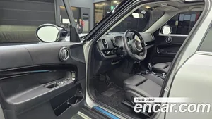 Mini Countryman, 2023 — миниатюра 13