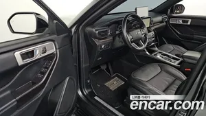 Ford Explorer, 2020 — миниатюра 13