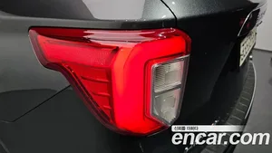 Ford Explorer, 2020 — миниатюра 9