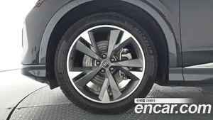 Audi Q4 e-tron, 2023 — миниатюра 4