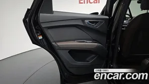 Audi Q4 e-tron, 2023 — миниатюра 14