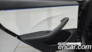 Tesla Model 3, 2024 — миниатюра 15