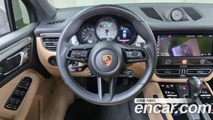 Porsche Macan, 2023 — миниатюра 19