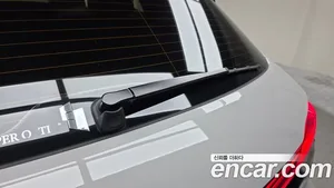 Porsche Macan, 2023 — миниатюра 27