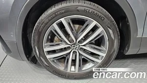 Volkswagen Tiguan, 2023 — миниатюра 5