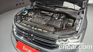 Volkswagen Tiguan, 2023 — миниатюра 6