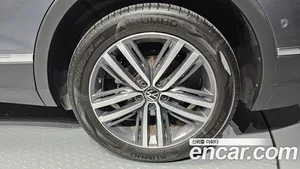 Volkswagen Tiguan, 2023 — миниатюра 7