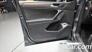 Volkswagen Tiguan, 2023 — миниатюра 14