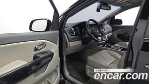 Kia Carnival, 2015 — миниатюра 13