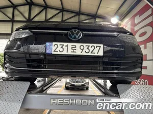 Volkswagen Golf, 2022 — миниатюра 1