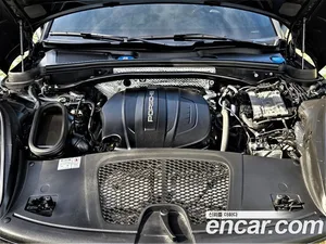Porsche Macan, 2021 — миниатюра 6