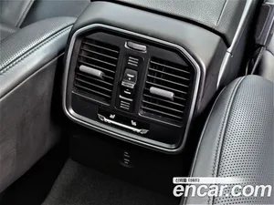 Porsche Macan, 2021 — миниатюра 18