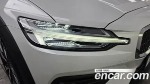 Volvo V60, 2024 — миниатюра 8