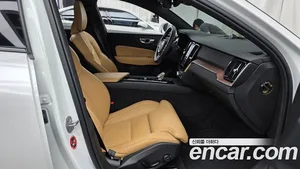 Volvo V60, 2024 — миниатюра 16