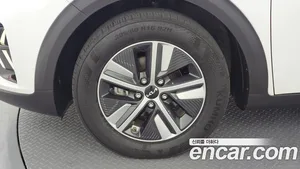 Kia Niro, 2021 — миниатюра 5