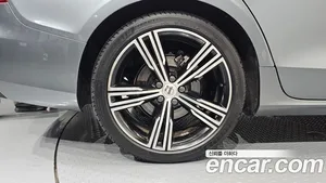 Volvo S60, 2019 — миниатюра 4