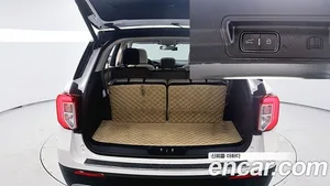 Ford Explorer, 2021 — миниатюра 11