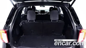 Ford Explorer, 2020 — миниатюра 13