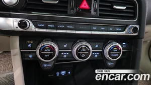 Genesis G70, 2020 — миниатюра 21