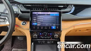 Jeep Cherokee, 2023 — миниатюра 14