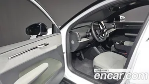 Volvo EX30, 2025 — миниатюра 12