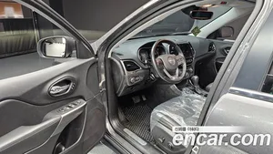 Jeep Cherokee, 2021 — миниатюра 12