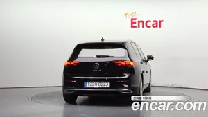 Volkswagen Golf, 2022 — миниатюра 4
