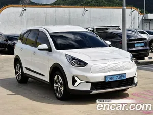 Kia Niro, 2023 — миниатюра 1