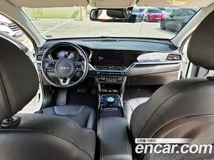 Kia Niro, 2023 — миниатюра 16