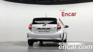 Toyota Prius, 2019 — миниатюра 4