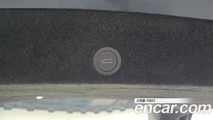 Tesla Model Y, 2026 — миниатюра 26