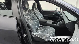 Tesla Model Y, 2026 — миниатюра 16