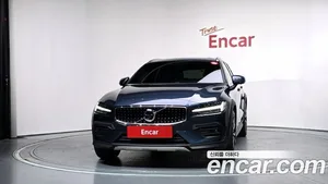 Volvo V60, 2022 — миниатюра 3
