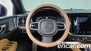 Volvo V60, 2022 — миниатюра 18