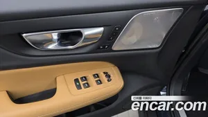 Volvo V60, 2022 — миниатюра 28