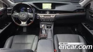 Lexus ES, 2017 — миниатюра 9