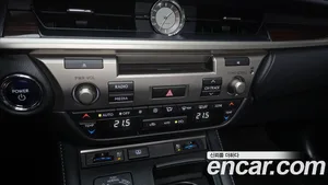 Lexus ES, 2017 — миниатюра 30