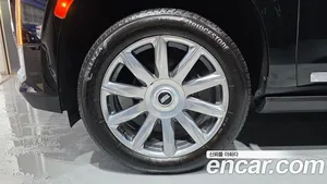 Cadillac Escalade, 2022 — миниатюра 5
