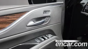 Cadillac Escalade, 2022 — миниатюра 25