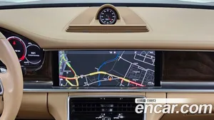 Porsche Panamera, 2017 — миниатюра 20