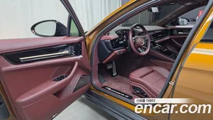 Porsche Panamera, 2025 — миниатюра 13