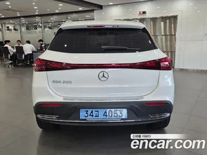 Mercedes-Benz EQA, 2025 — миниатюра 7