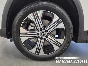 Mercedes-Benz EQA, 2025 — миниатюра 8